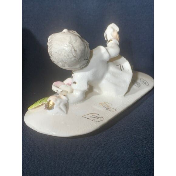 Vintage Porcelain Dish with Victorian Boy On Lid by Tilso - Picture 10 of 12